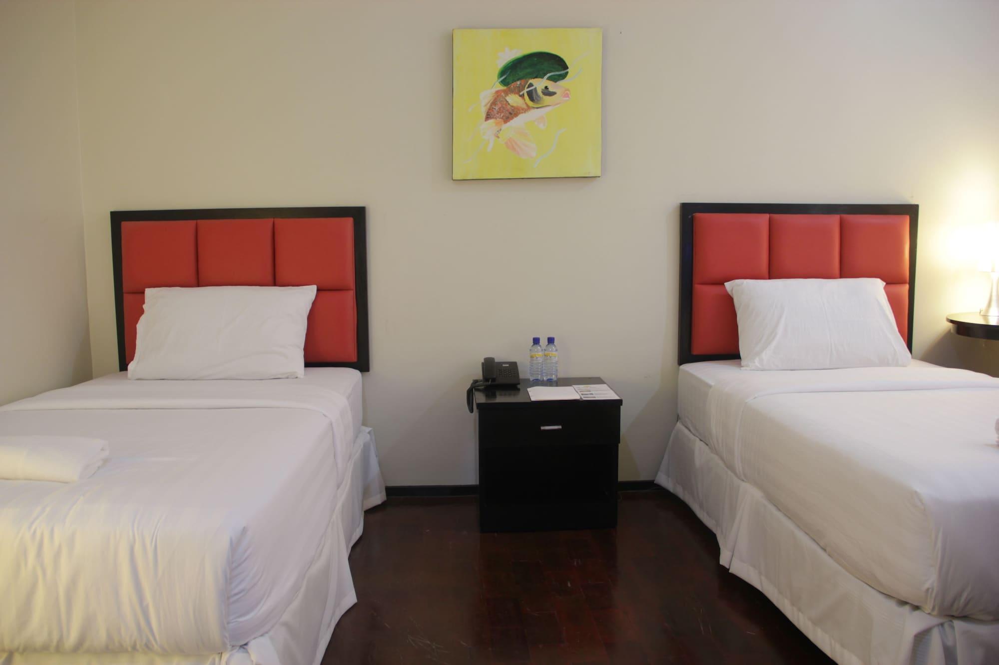 Arabelle Suites Тагбиларан Сити Екстериор снимка