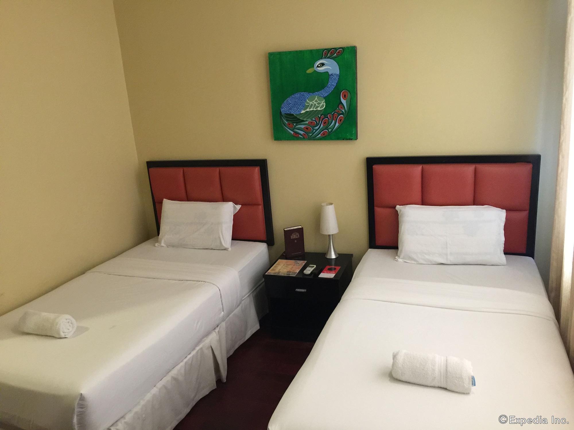 Arabelle Suites Тагбиларан Сити Екстериор снимка