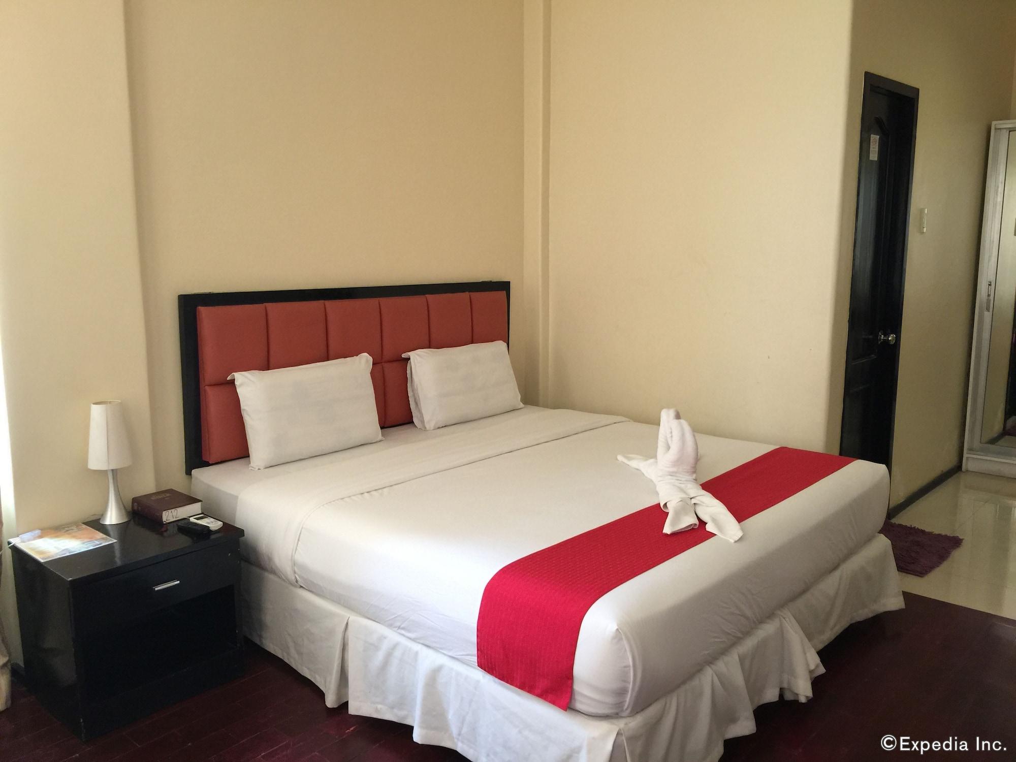 Arabelle Suites Тагбиларан Сити Екстериор снимка