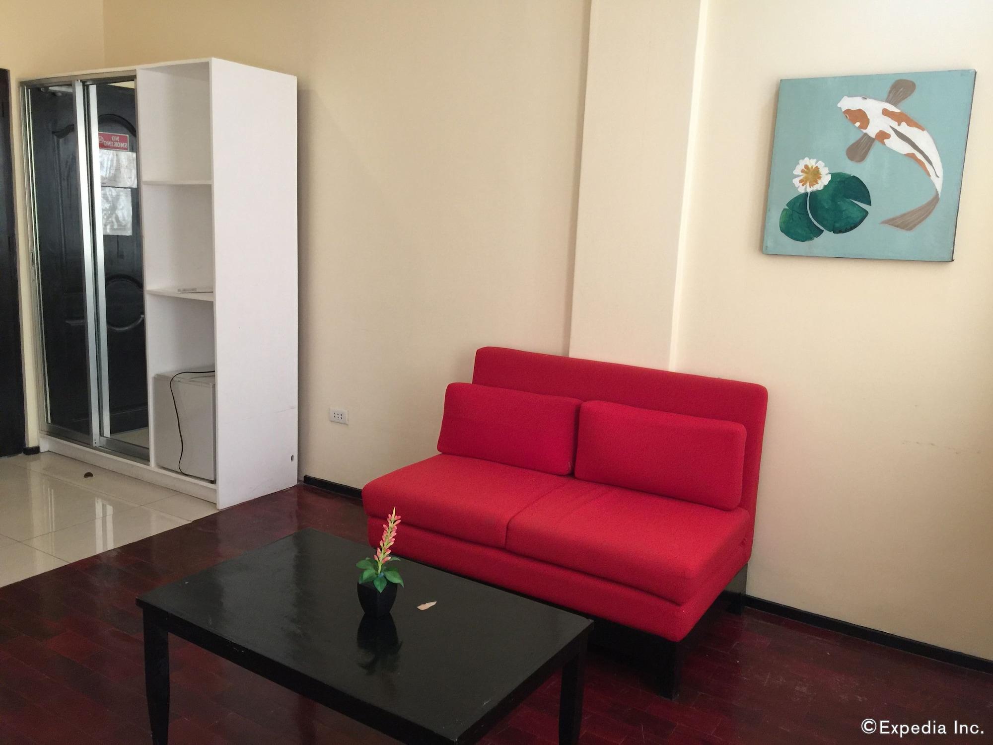 Arabelle Suites Тагбиларан Сити Екстериор снимка
