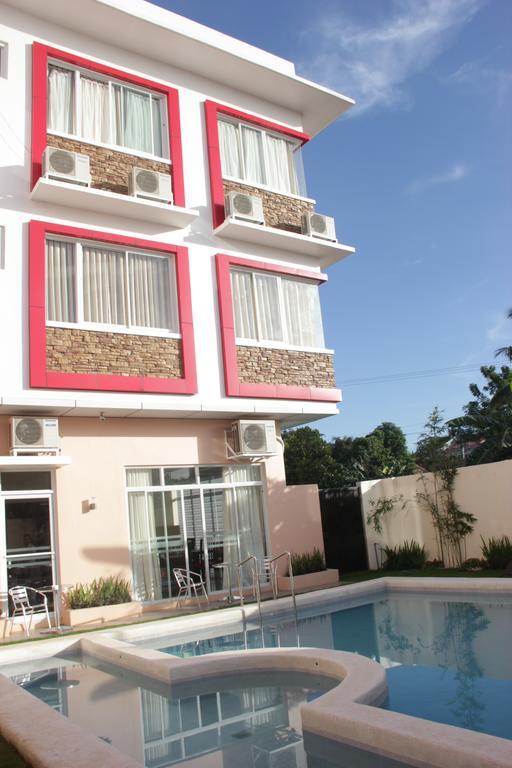 Arabelle Suites Тагбиларан Сити Екстериор снимка